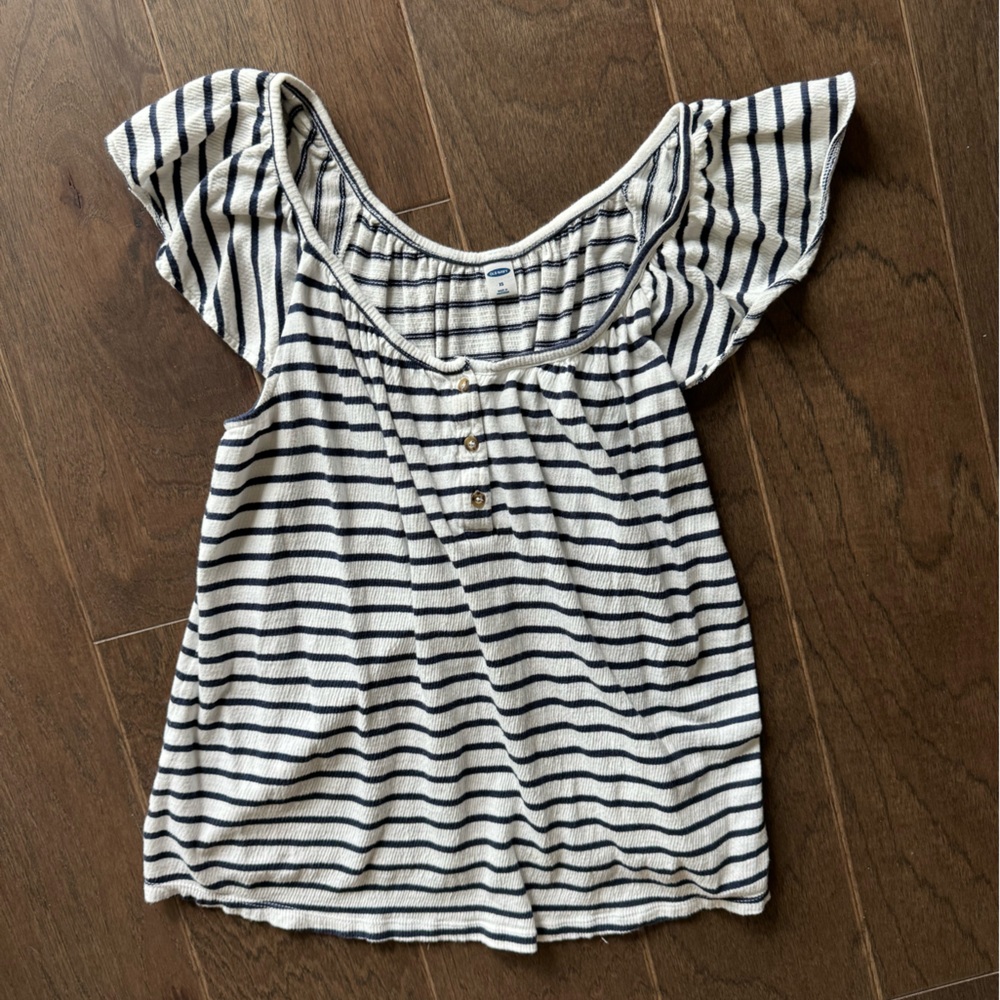 Old Navy Striped Flutter Sleeve Top